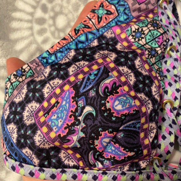 Victoria Secret bohemian bikini - Picture 3 of 8